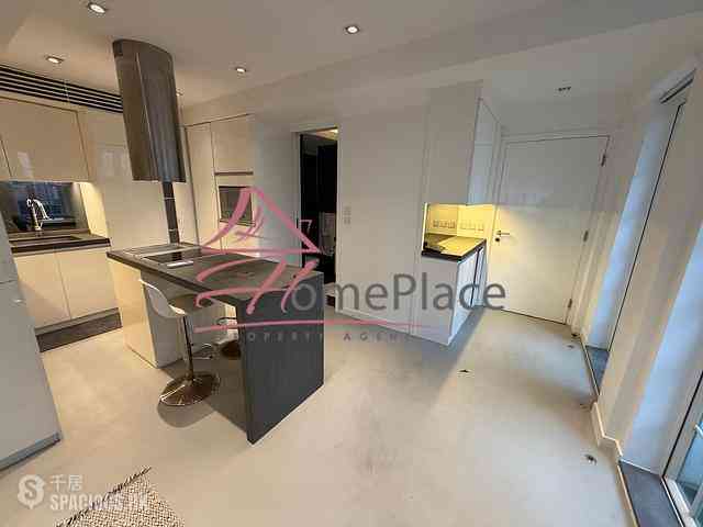 Soho - 40, Elgin Street 04