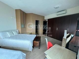 West Kowloon - Sorrento 25
