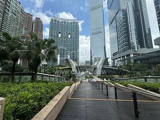 West Kowloon - Sorrento 29