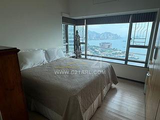 West Kowloon - Sorrento 05