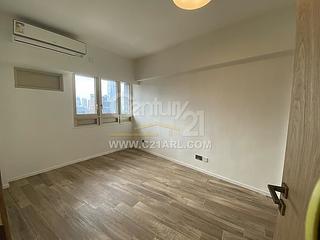 Mid Levels Central - St. Joan Court 03