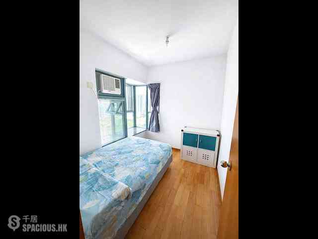 Tung Chung - Seaview Crescent Block 5 06