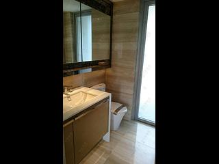 Sai Ying Pun - The Summa Block 2 13