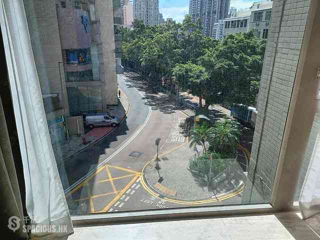 Sai Ying Pun - Centre Place 01