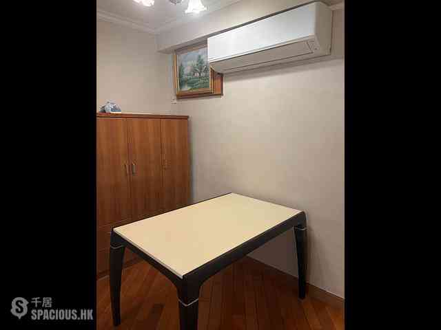 Quarry Bay - Kornhill Block N 02