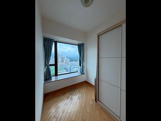 Hung Hom - Royal Peninsula 06