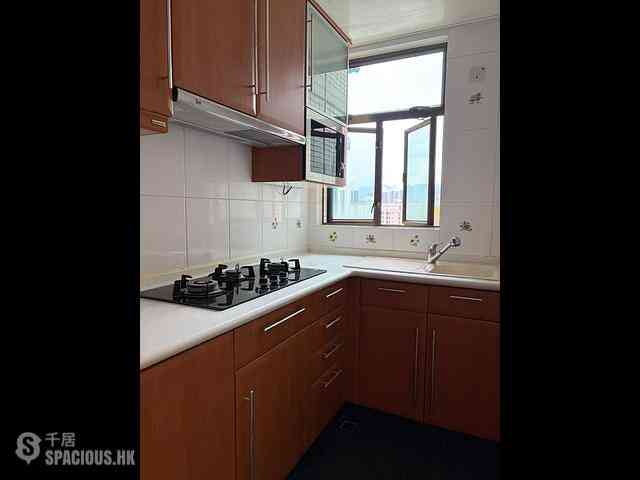 Hung Hom - Royal Peninsula 13