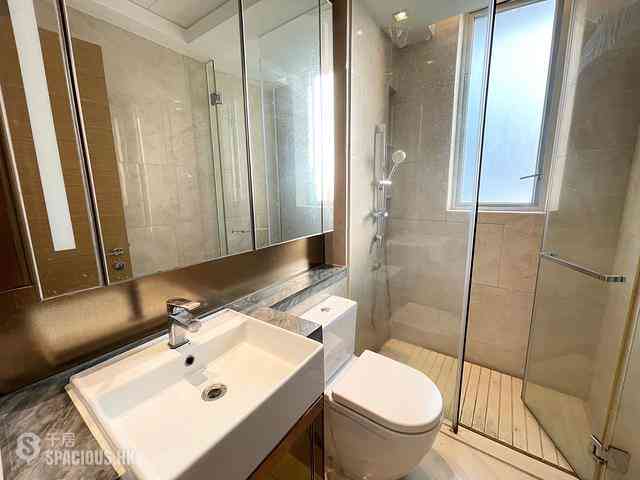 Tung Chung - Century Link Phase 1 Residential Block 2 08
