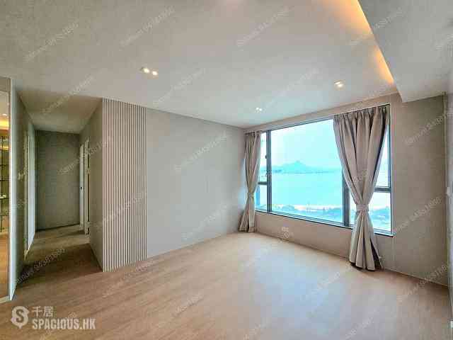 Tung Chung - Seaview Crescent 04