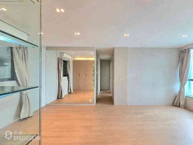 Tung Chung - Seaview Crescent 10