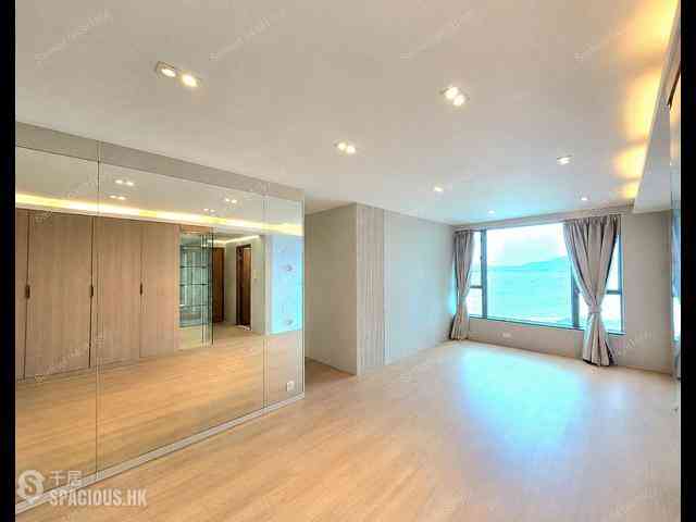 Tung Chung - Seaview Crescent 07
