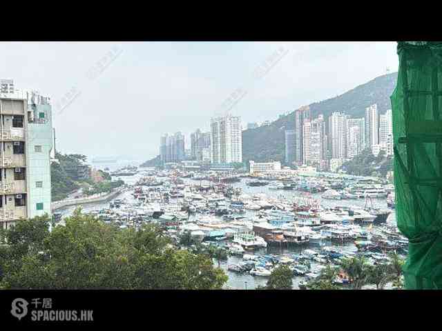 Ap Lei Chau - Aruna 01