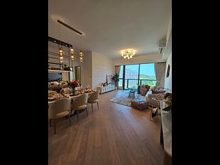 Gold Coast / So Kwun Wat - Mori 02