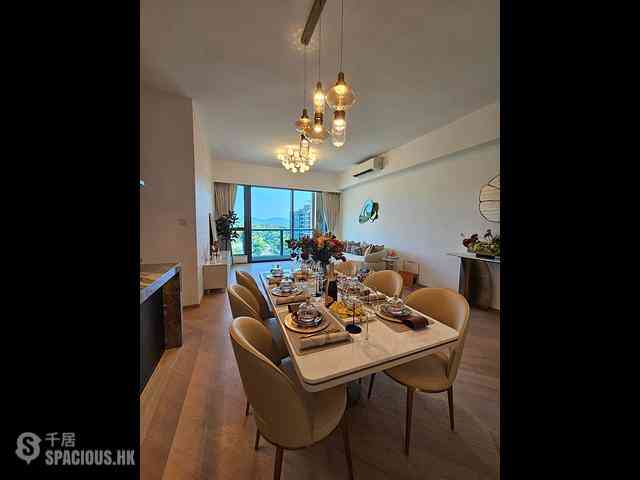 Gold Coast / So Kwun Wat - Mori 03