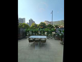 Gold Coast / So Kwun Wat - Mori 07