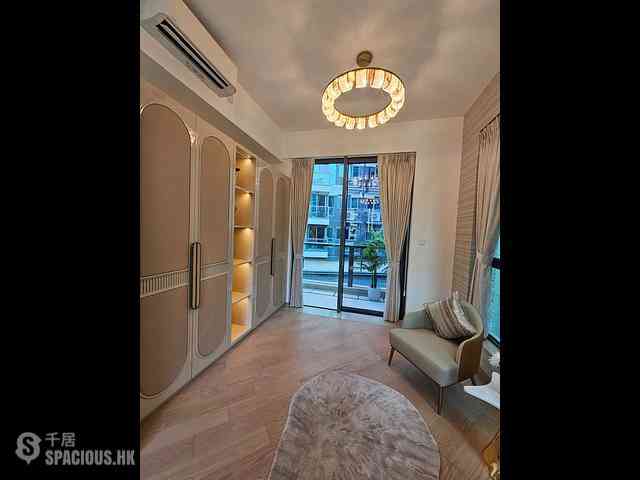 Gold Coast / So Kwun Wat - Mori 16