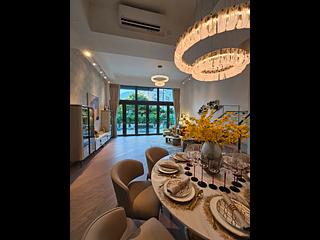 Gold Coast / So Kwun Wat - Mori 23
