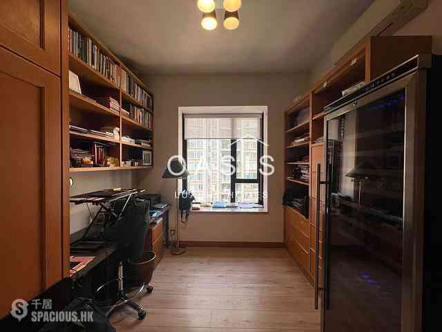 Mid Levels Central - Regal Crest 05