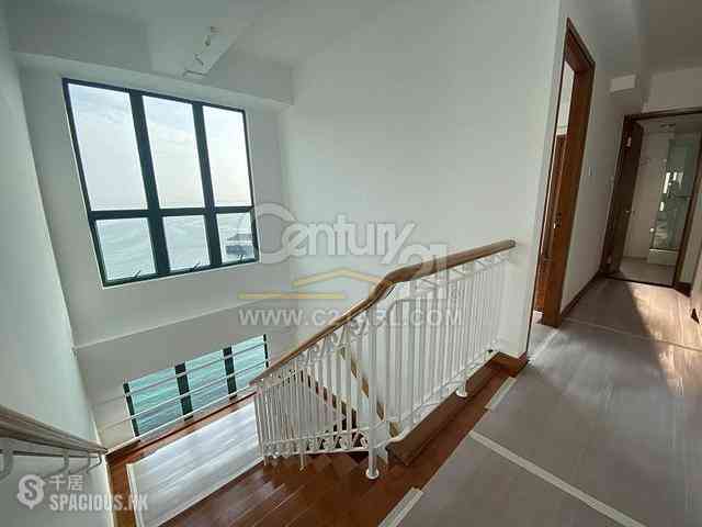 Stanley - Stanley Beach Villa 09