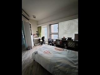 West Kowloon - The Waterfront 11