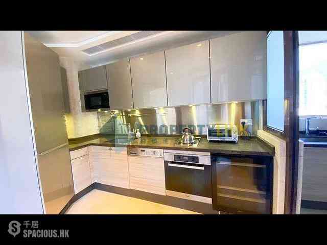 Kennedy Town - Cadogan 08