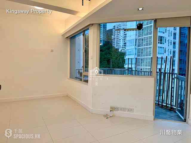 Happy Valley - Cheerful Court 01