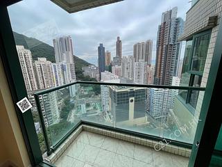 Kennedy Town - University Heights Block 1 03