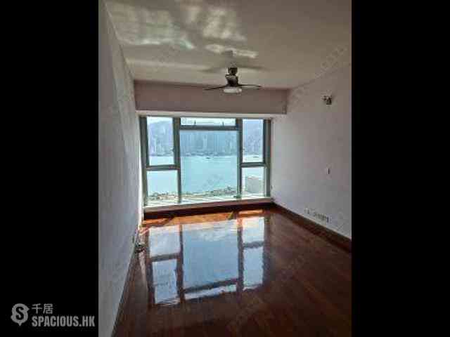 West Kowloon - The Harbourside Block 1 08