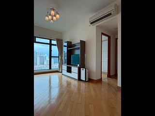 Hung Hom - Royal Peninsula Block 5 06