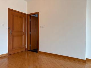 Hung Hom - Royal Peninsula Block 5 07