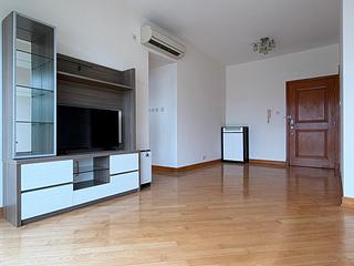 Hung Hom - Royal Peninsula Block 5 09