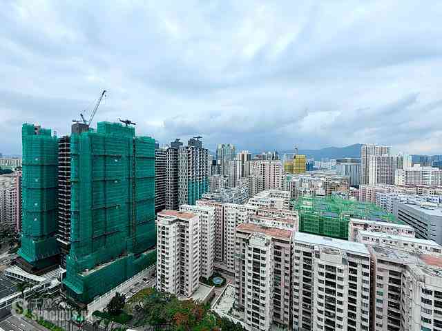 Hung Hom - Royal Peninsula Block 5 12