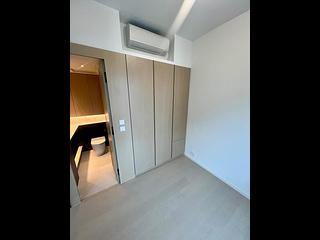 Wan Chai - 33 Kennedy Road 04