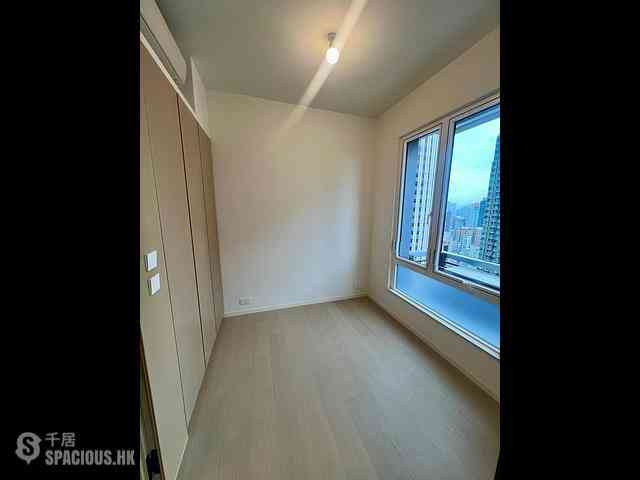 Wan Chai - 33 Kennedy Road 05
