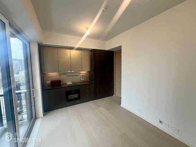 Wan Chai - 33 Kennedy Road 06
