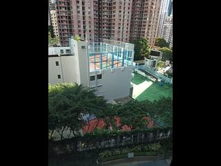 Fortress Hill - Le Sommet Block 2 07
