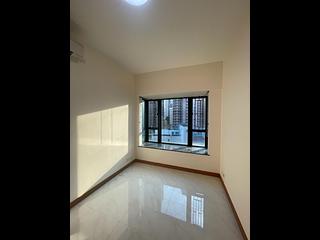 Fortress Hill - Le Sommet Block 2 08