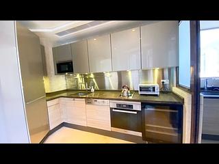 Kennedy Town - Cadogan 05