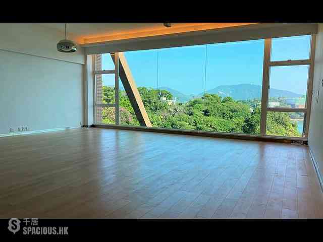 Chung Hom Kok - Cypresswaver Villas Block B 03