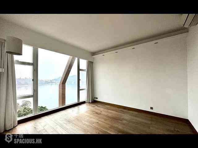 Chung Hom Kok - Cypresswaver Villas Block B 10