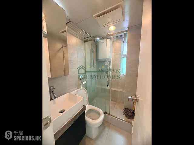 Sheung Wan - Wing Fai Building 03
