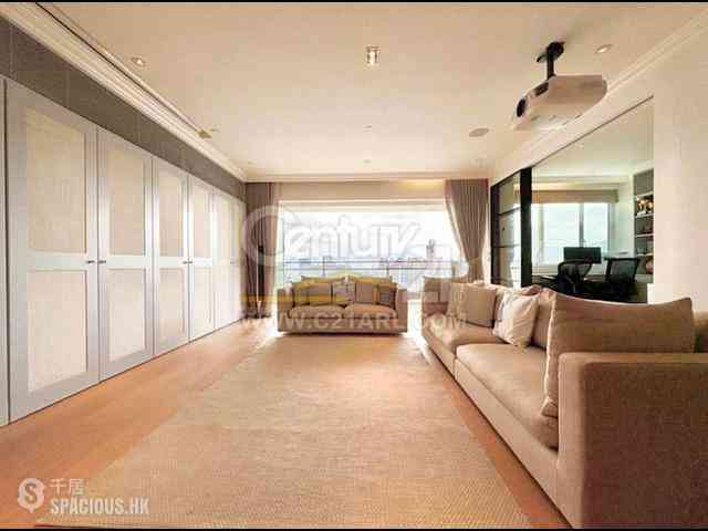 Stubbs Road - Evergreen Villa 02