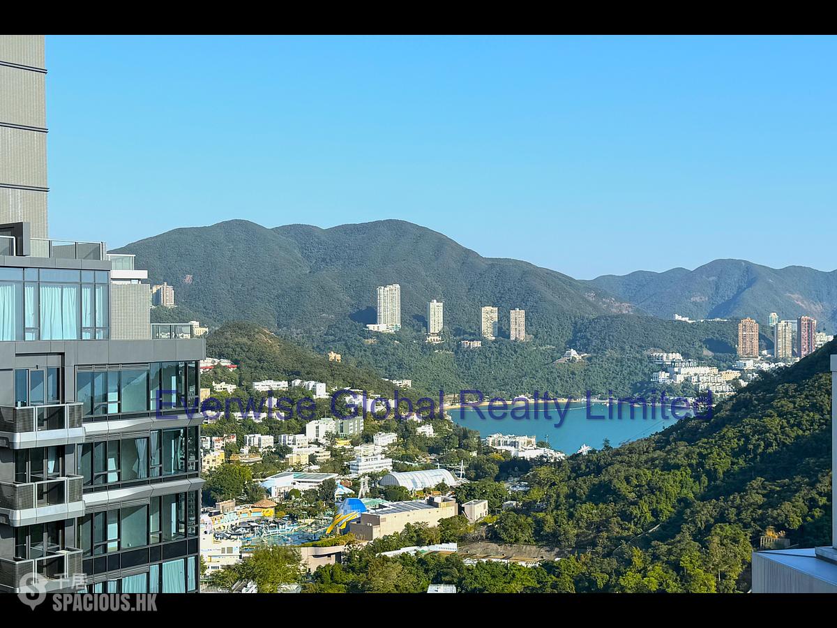 Wong Chuk Hang - The Southside Phase 1 Southland Tower 1A 01