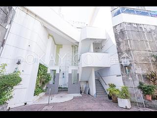 Chung Hom Kok - 30, Cape Road 18