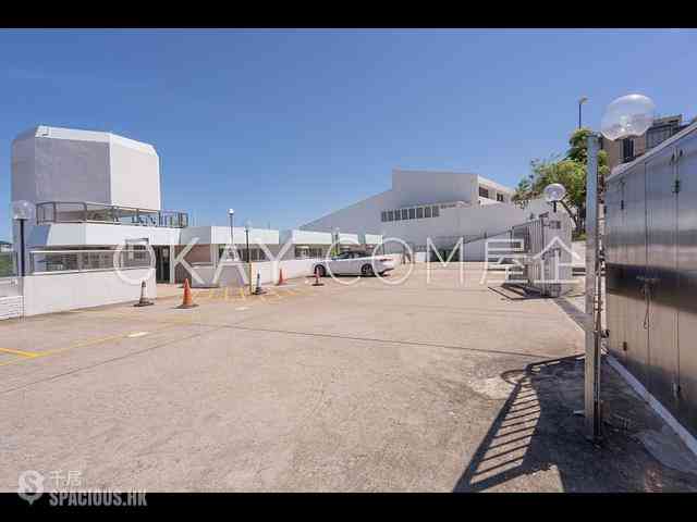 Chung Hom Kok - 30, Cape Road 24