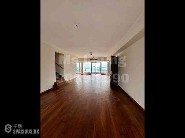 Wong Chuk Hang - Marinella 01
