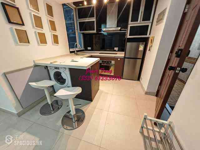Sai Ying Pun - Golden Phoenix Court 05