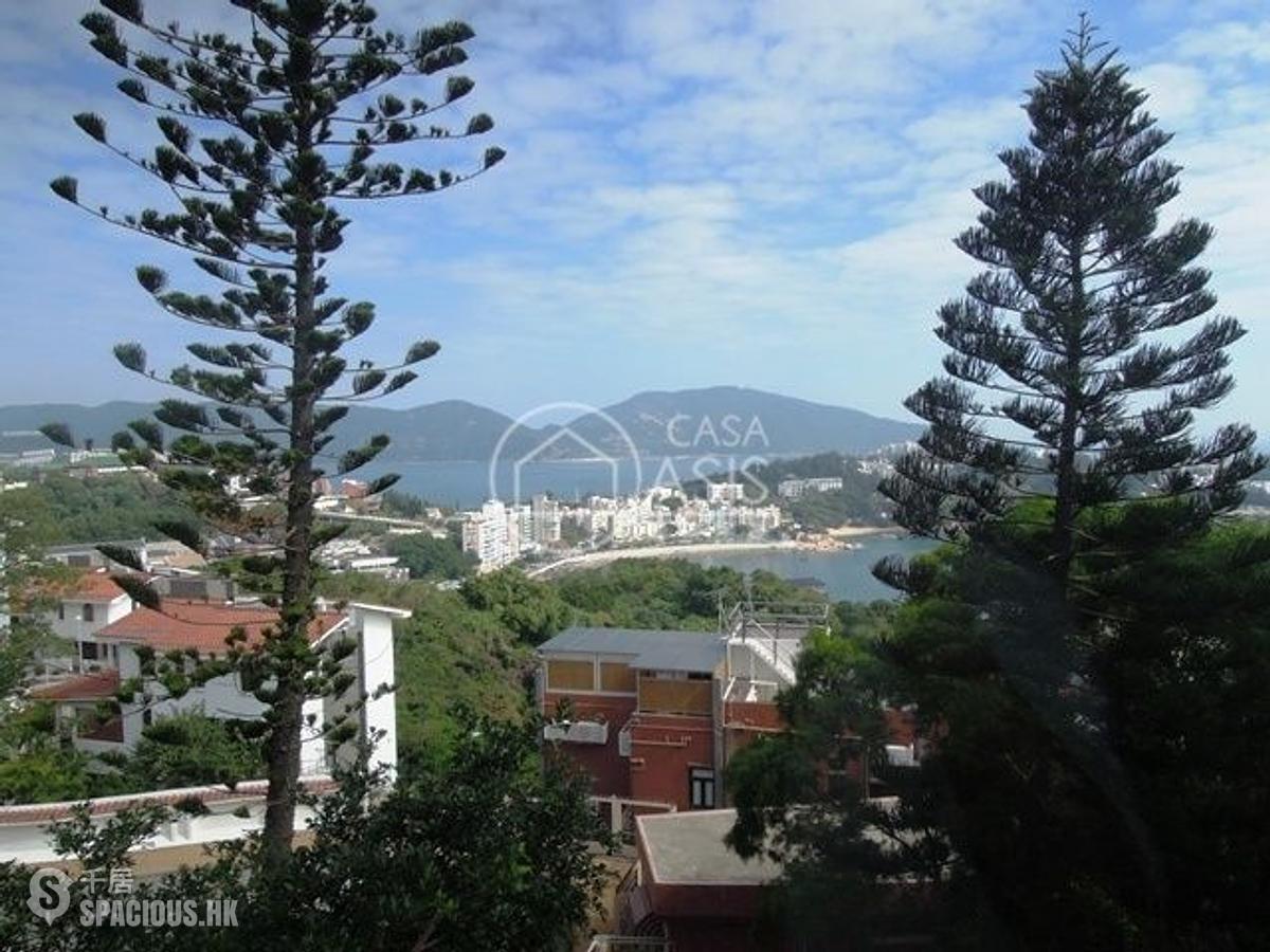 Chung Hom Kok - Cape Court 01