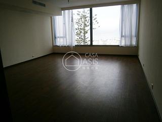 Chung Hom Kok - Cape Court 02