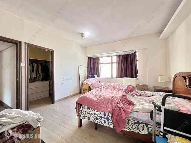 Wan Chai - Suncrest Tower 09